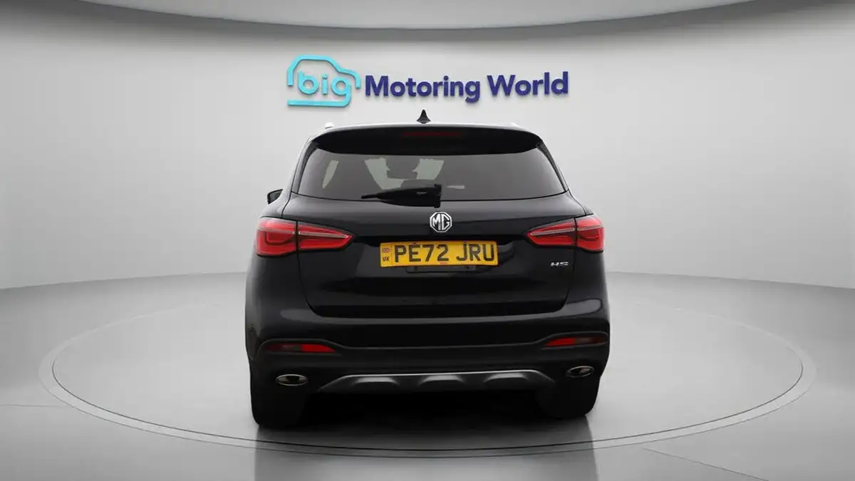 2022-mg-hs-15t-gdi-exclusive-162ps-dct-big-6