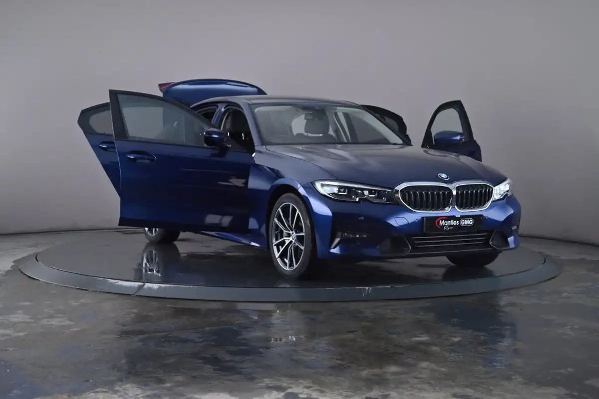 2020-bmw-3-series-20-330e-sport-pro-saloon-4d-big-32