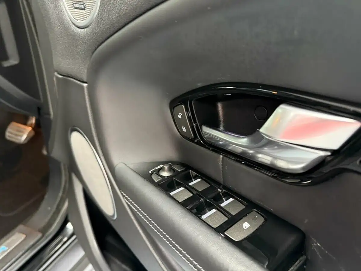 2018-land-rover-range-rover-evoque-20td4-hse-dynamic-ss-hatchback-5d-auto-big-30
