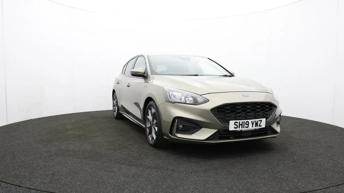 2019-ford-focus-15-st-line-ss-hatchback-big-50