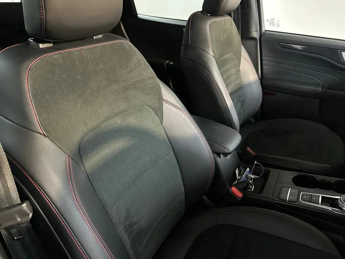 2024-ford-kuga-25t-st-line-x-edition-225ps-phev-big-11