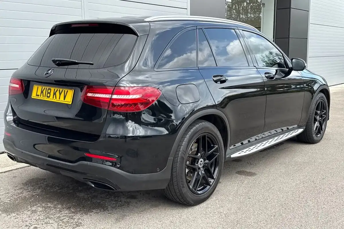 2018-mercedes-benz-glc-class-21d-glc220d-amg-line-premium-plusss-station-wagon-5d-big-28