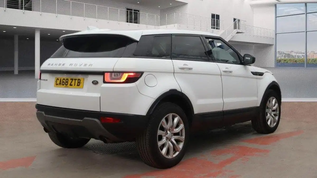 2019-land-rover-range-rover-evoque-20td4-se-tech-auto-big-4