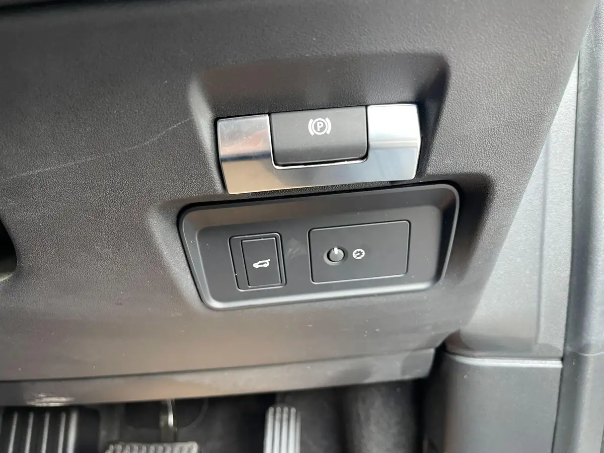 2019-land-rover-discovery-sport-20-d180-se-big-27