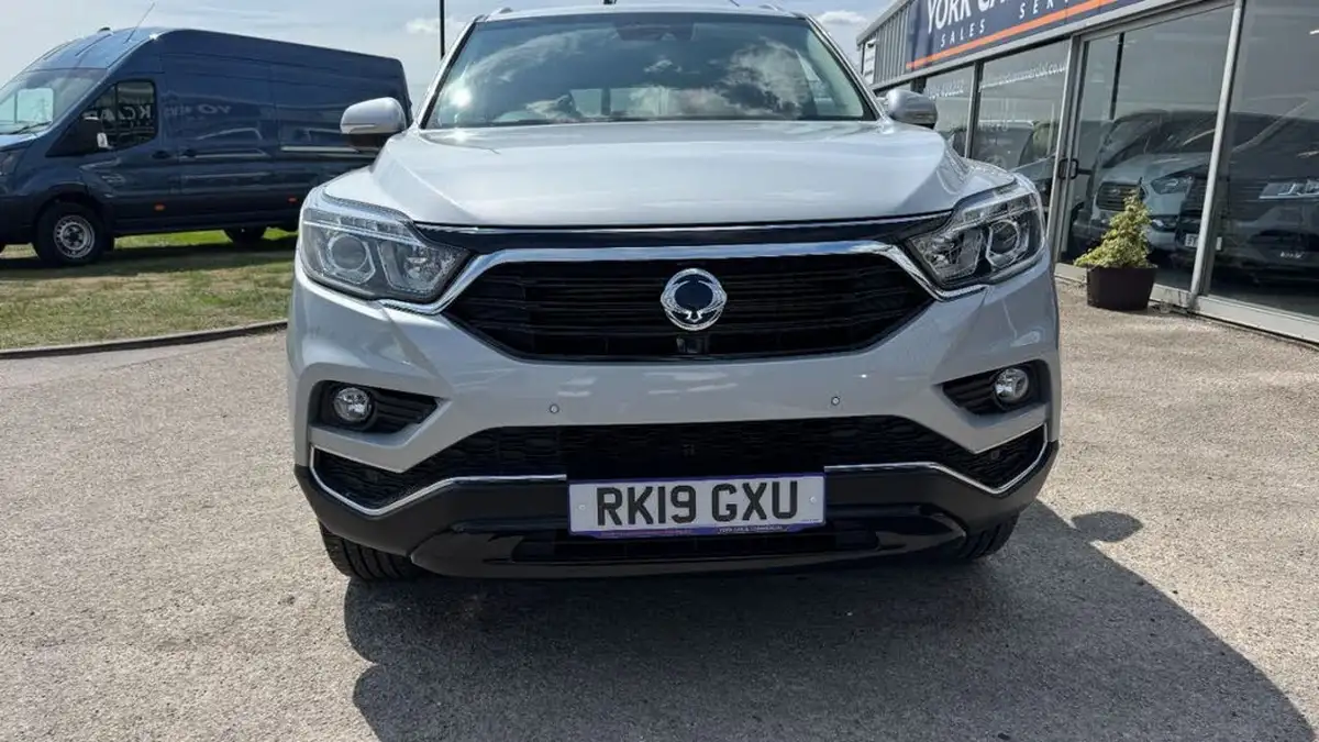 2019-kgm-ssangyong-rexton-22td-elx-t-tronic-big-6