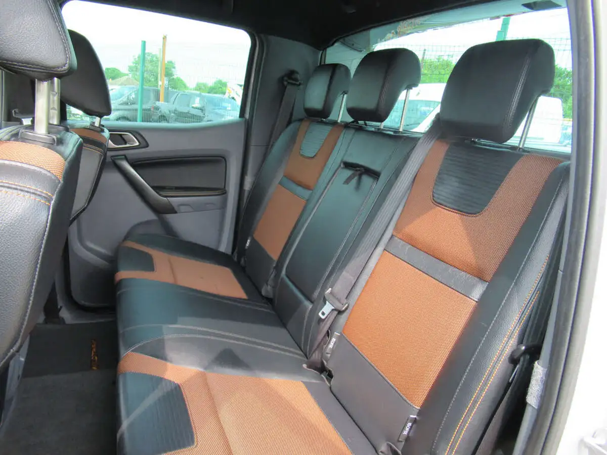 2019-ford-ranger-32td-wildtrak-32-duratorq-200pseu6dt-pickup-auto-big-5
