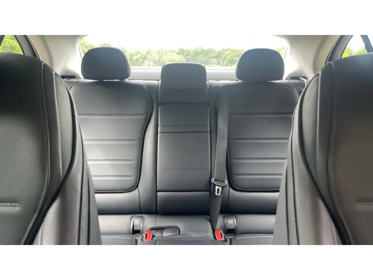 2022-mercedes-benz-c-class-15-c200-sport-204ps-saloon-4d-1496cc-big-14