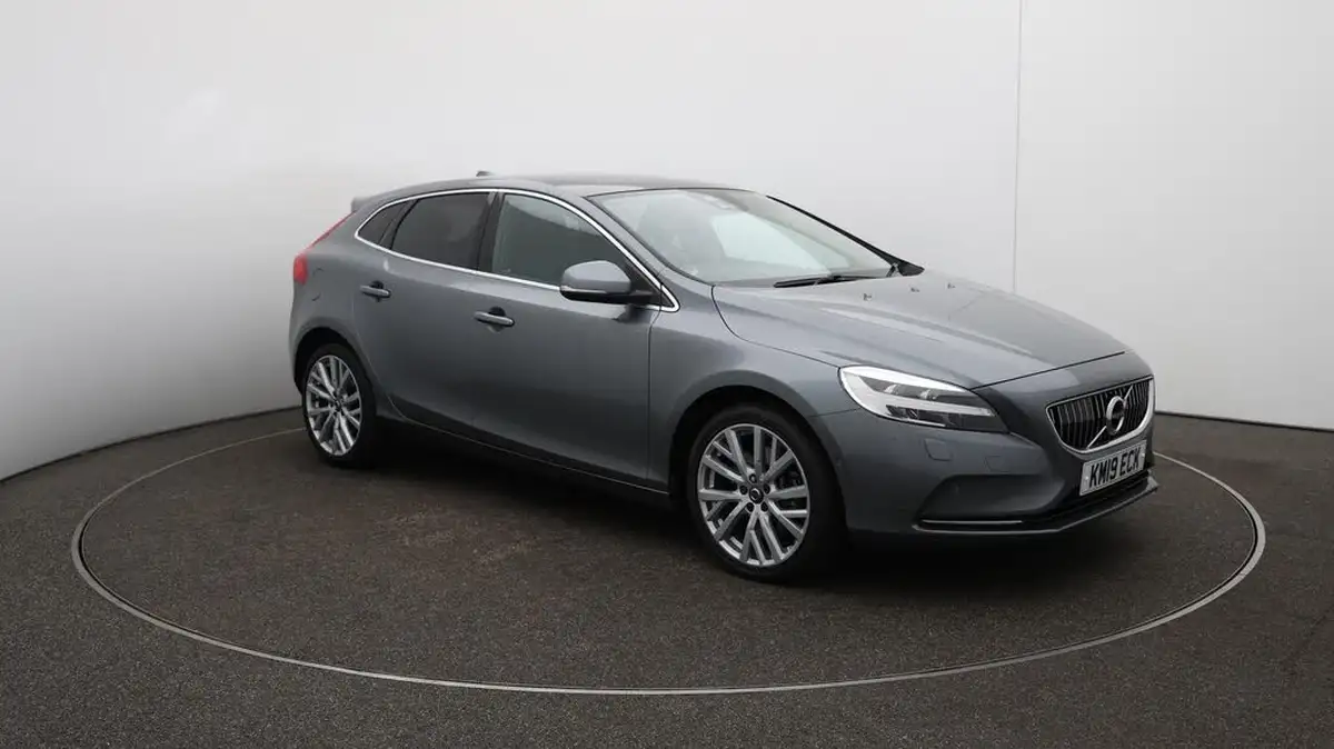 2019-volvo-v40-15-t3-inscription-big-42