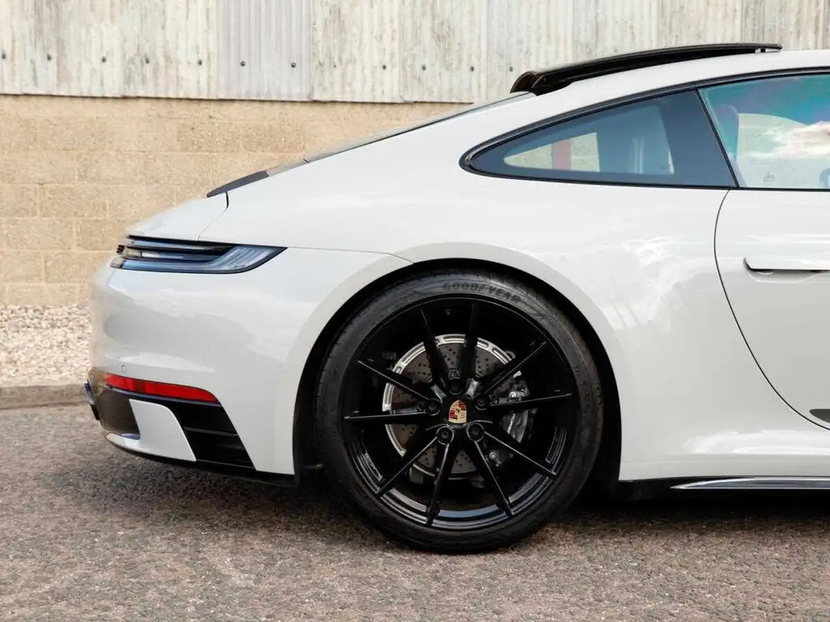 2023-porsche-911-30-carrera-t-pdk-big-30