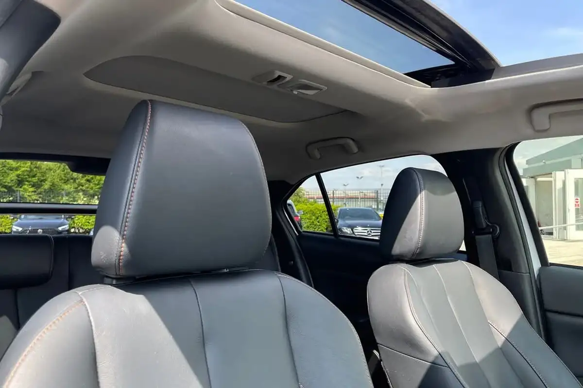 2018-mitsubishi-eclipse-cross-15-4-big-23