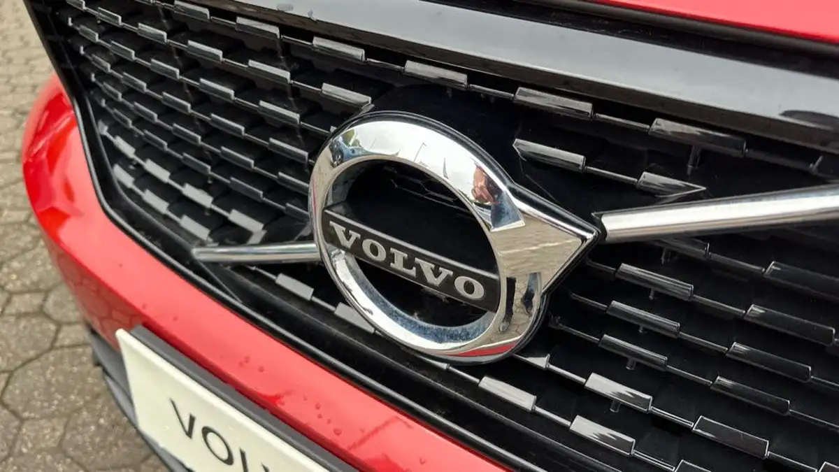 2020-volvo-xc40-15-t3-r-design-geartronic-big-21