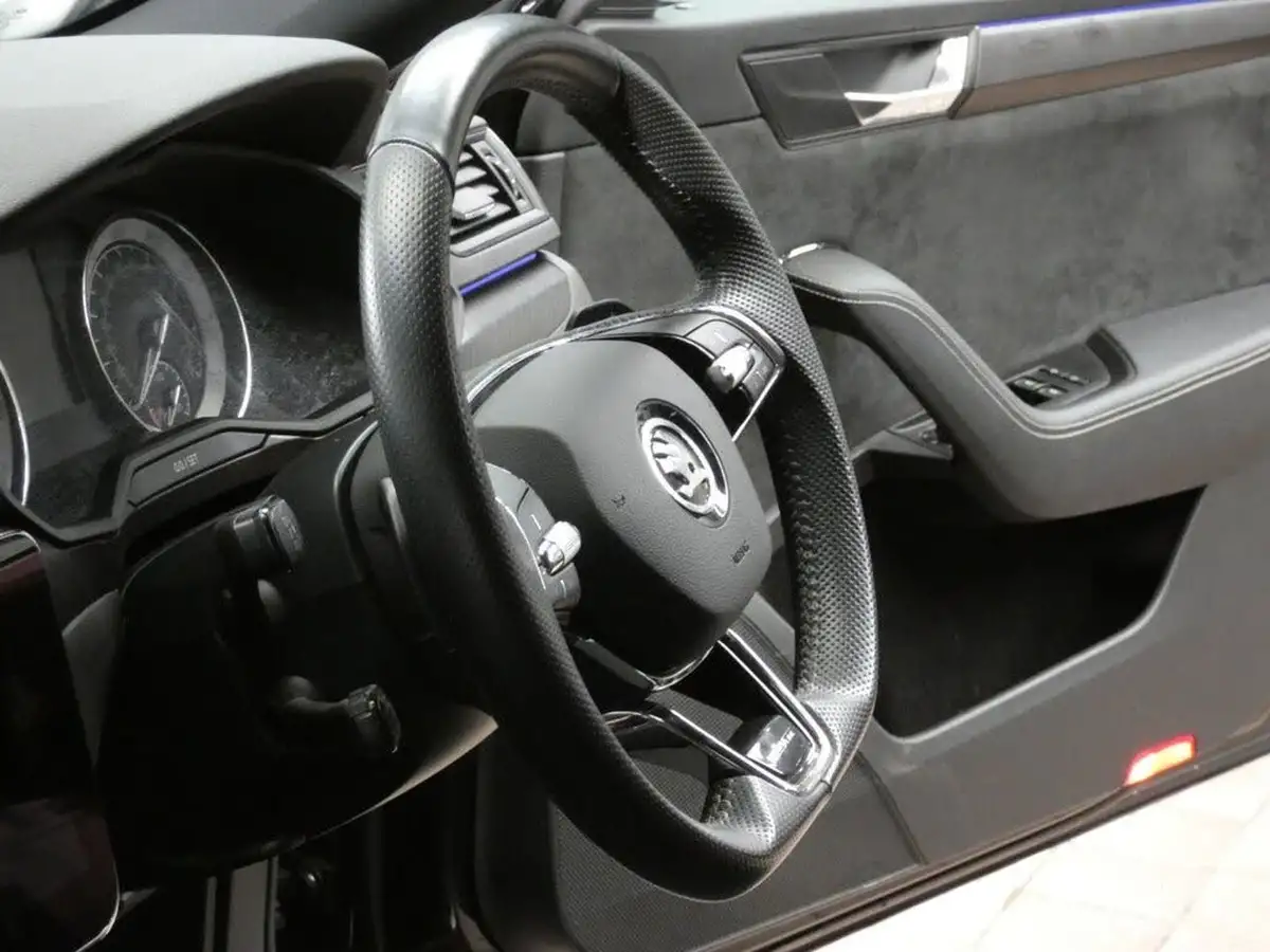 2021-skoda-superb-15-tsi-sportline-plus-estate-big-56