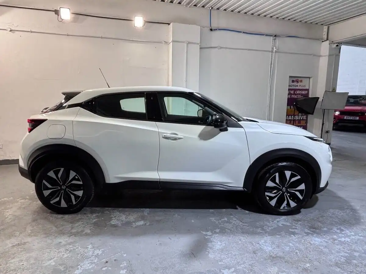 2022-nissan-juke-10-dig-t-acenta-big-8