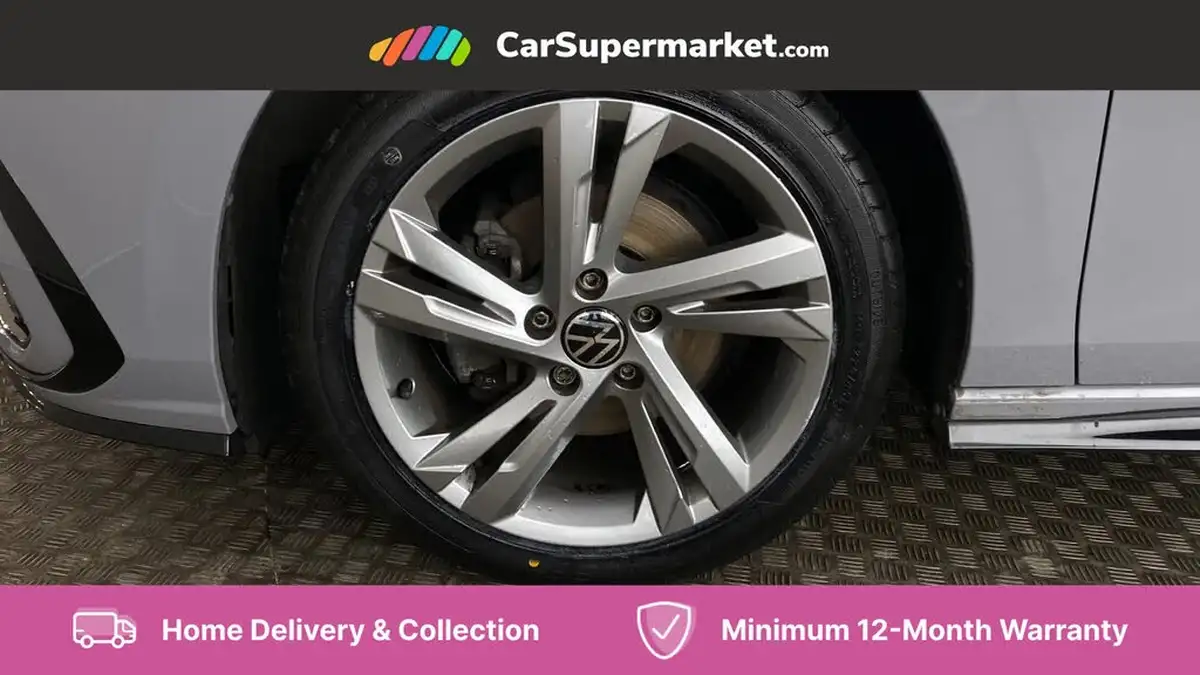 2022-volkswagen-golf-15-tsi-r-line-130ps-hatchback-big-18