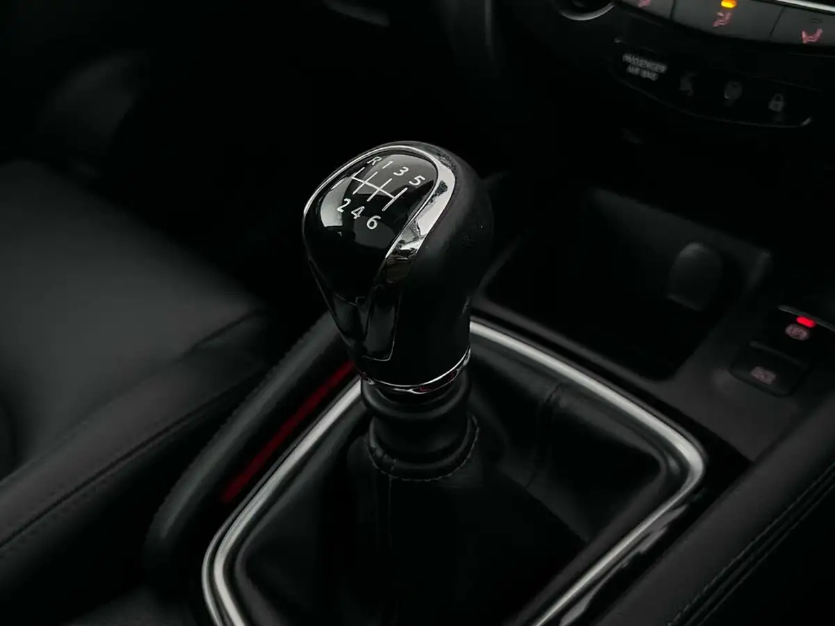 2019-nissan-qashqai-13-dig-t-tekna-140ps-big-25