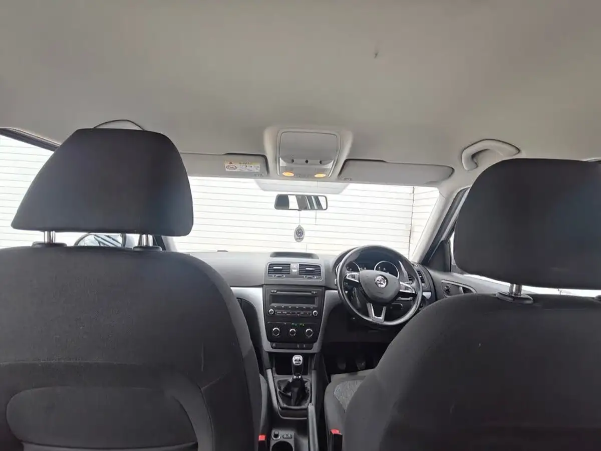 2015-skoda-yeti-outdoor-16tdi-s-greenline-ii-big-48