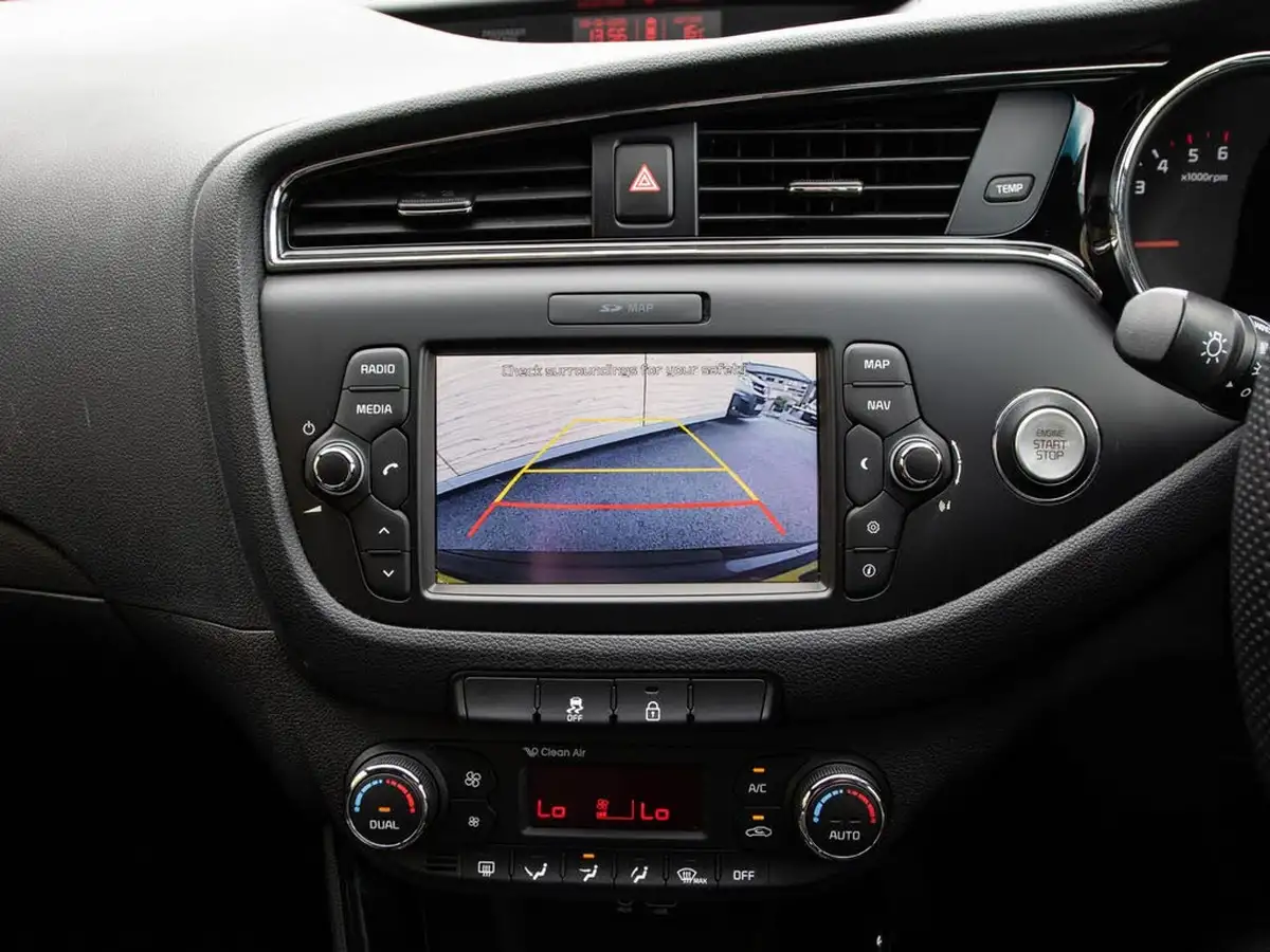 2016-kia-ceed-16crdi-gt-line-sportswagon-dct-big-26