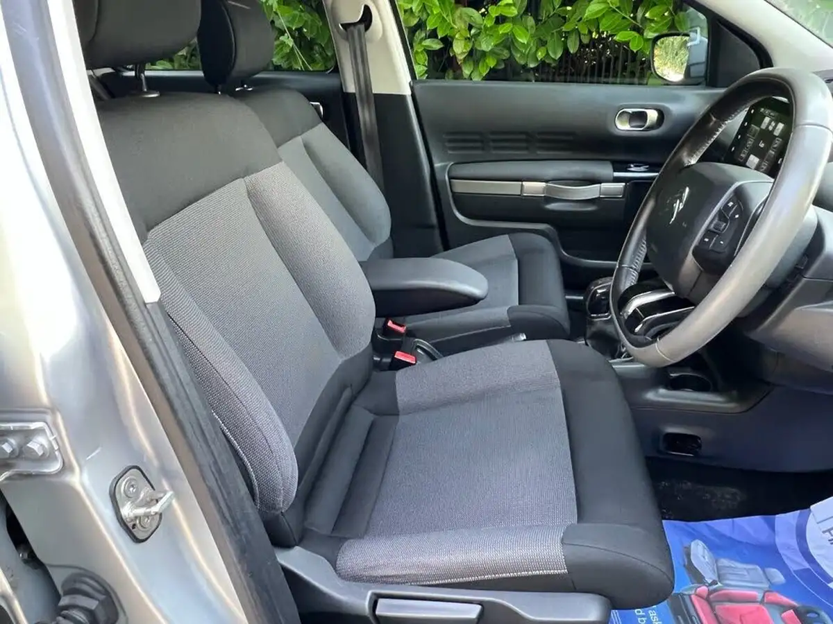 2016-citroen-c4-cactus-12-puretech-flair-110ps-ss-big-34
