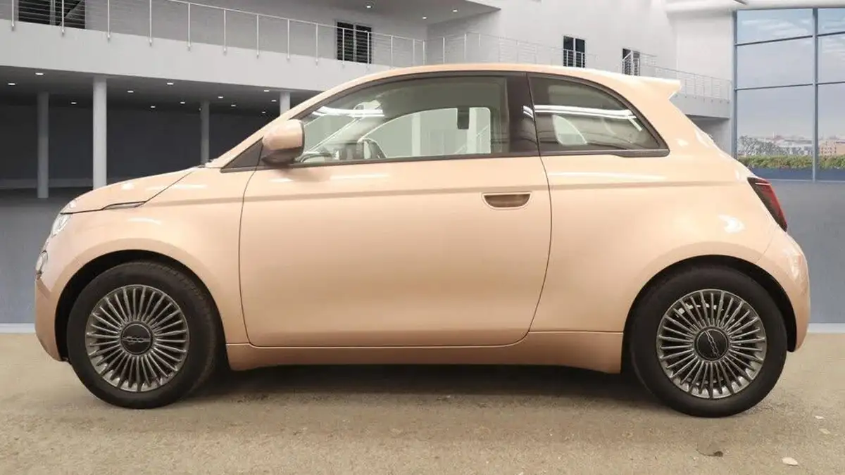 2022-fiat-500-e-icon-117bhp-big-5