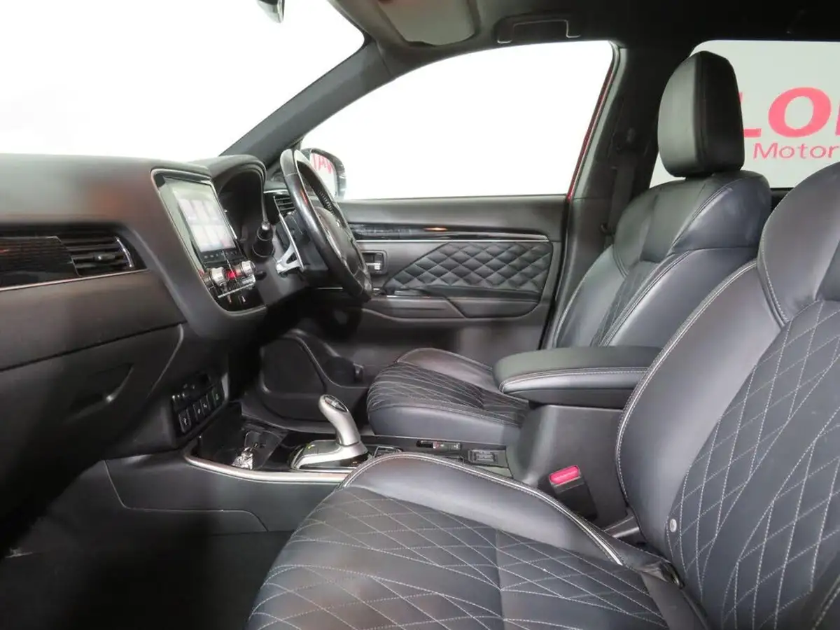 2020-mitsubishi-outlander-24-exceed-phev-big-1