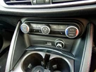 2018-alfa-romeo-stelvio-29-biturbo-quadrifoglio-small-44
