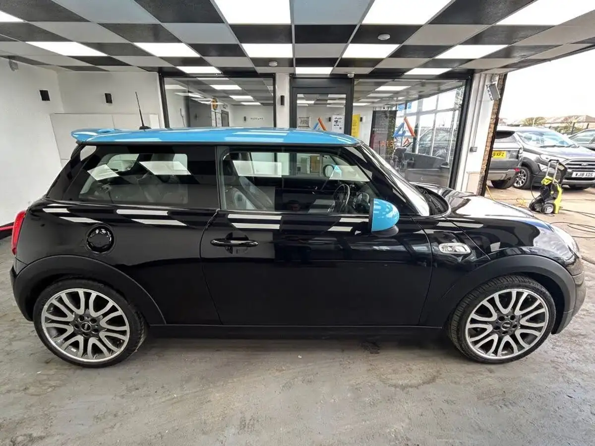 2018-mini-cooper-20-cooper-s-seven-ss-3d-big-2