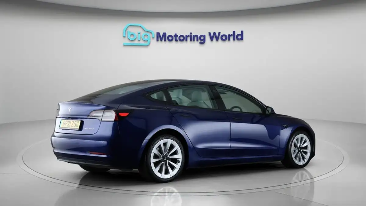 2021-tesla-model-3-e-long-range-4x4-big-7