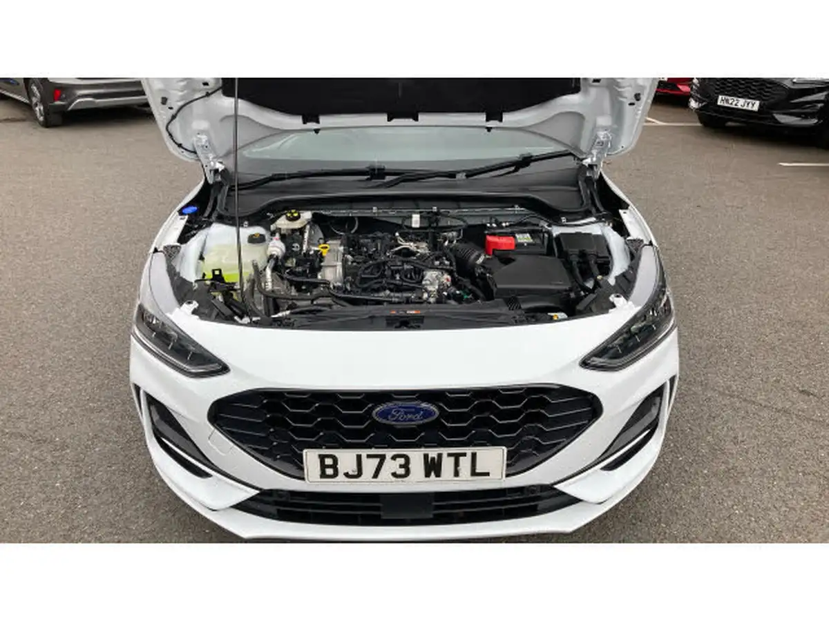 2023-ford-focus-10t-st-line-155ps-hybrid-mhev-hatchback-powershift-big-7