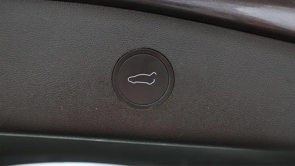 2021-tesla-model-3-e-long-range-4x4-big-22