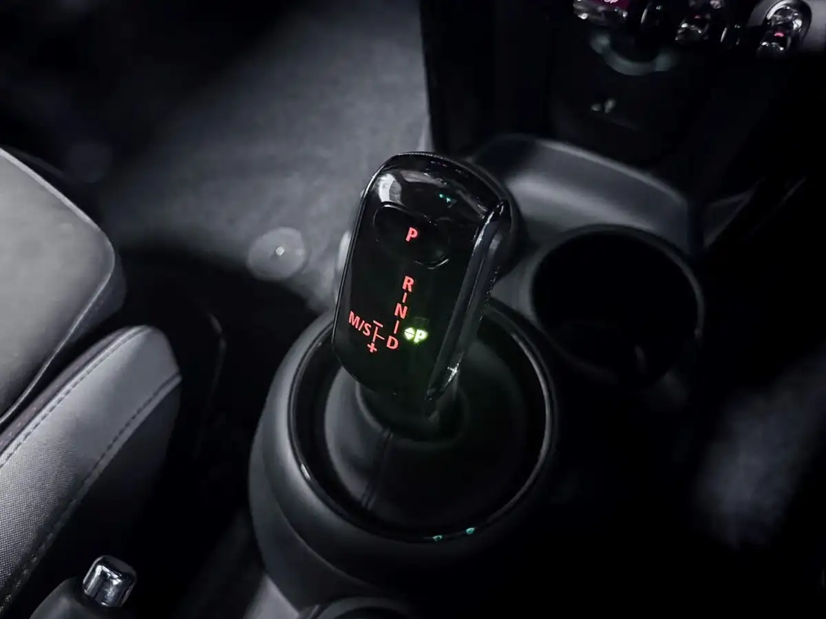 2022-mini-cooper-20-john-cooper-works-premium-hatchback-3d-auto-big-27