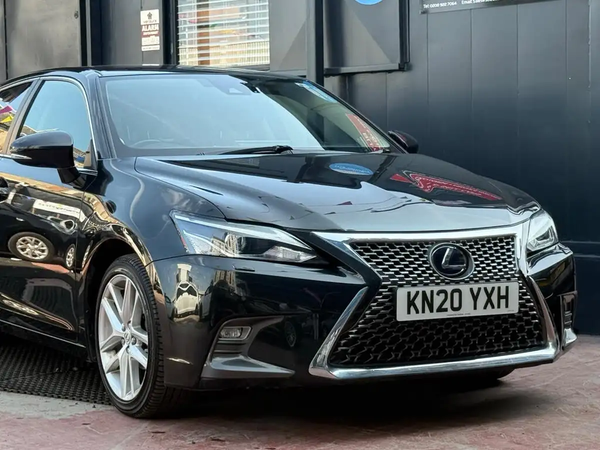 2020-lexus-ct-200h-18-ct-big-24