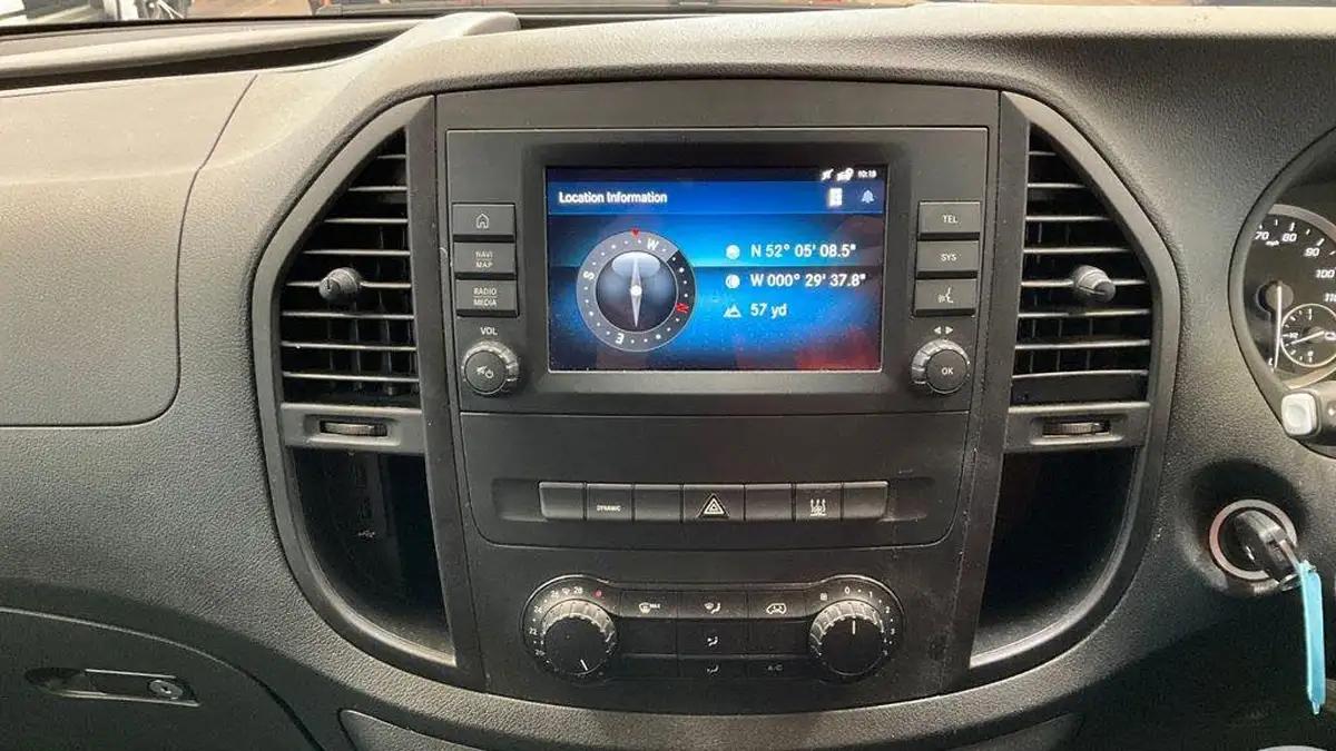 2022-mercedes-benz-vito-e-progressive-l3-big-7