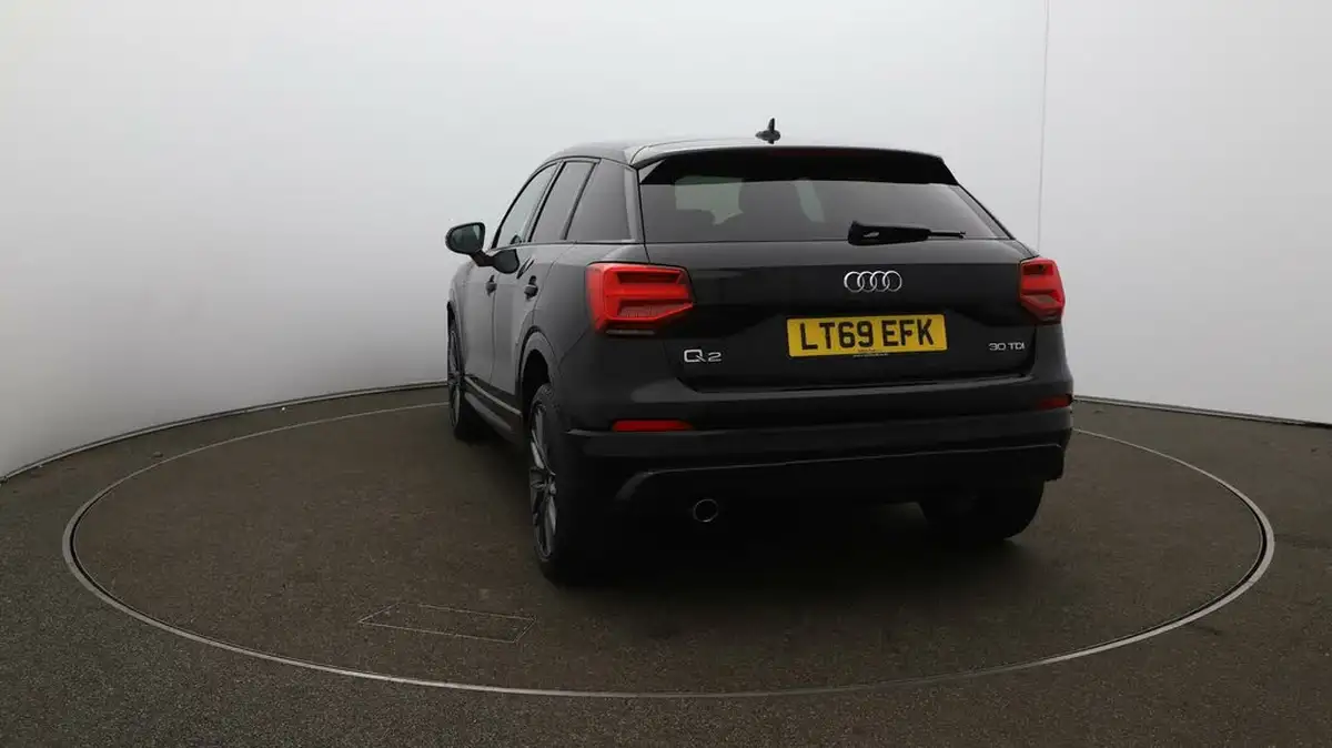 2019-audi-q2-16-30-tdi-black-edition-big-50