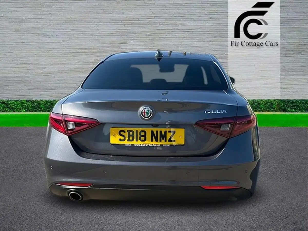2018-alfa-romeo-giulia-22td-tecnica-147bhp-big-4
