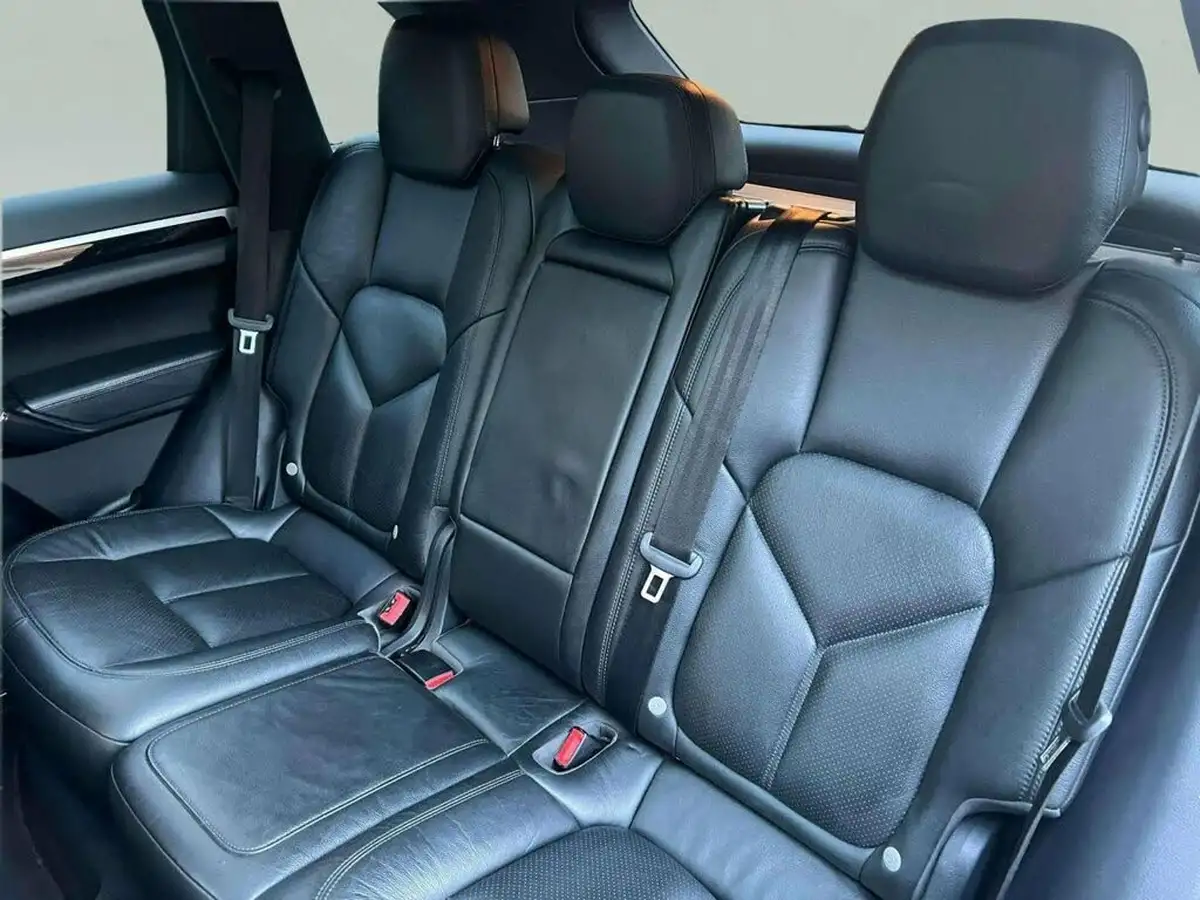 2014-porsche-cayenne-30td-big-22