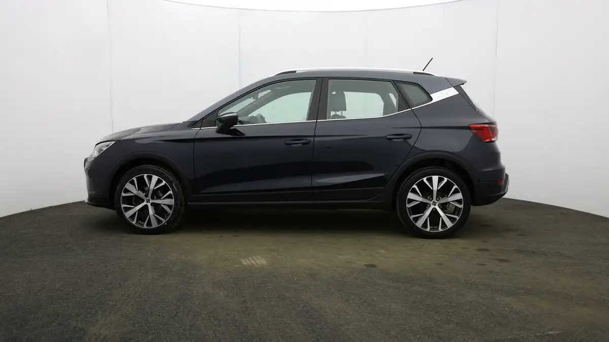 2022-seat-arona-10-tsi-xperience-lux-big-3