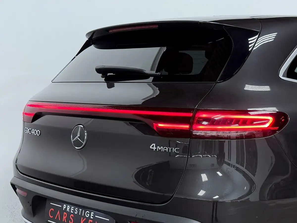 2022-mercedes-benz-eqc-e-eqc-400-amg-line-premium-plus-big-16