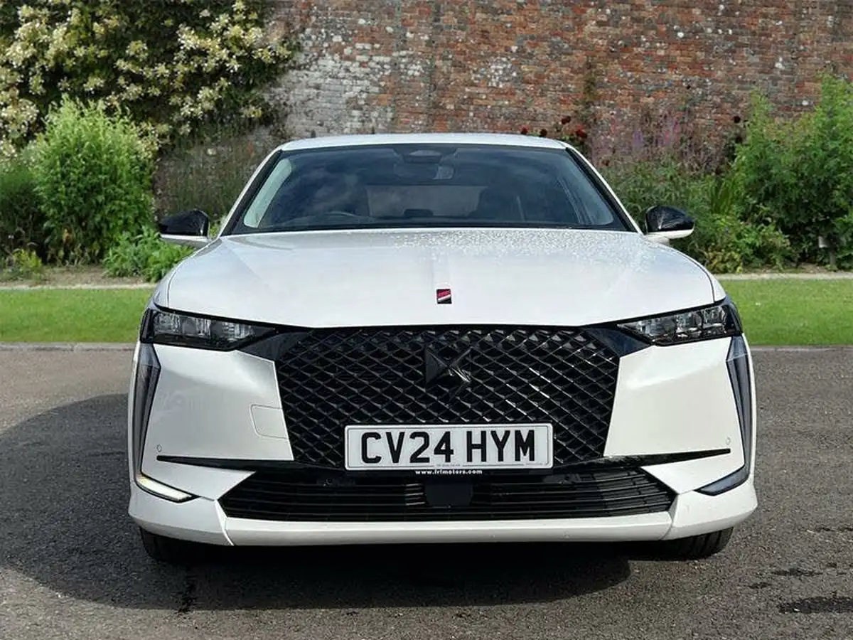 2024-ds-ds-4-e-tense-performance-line-nav-big-1
