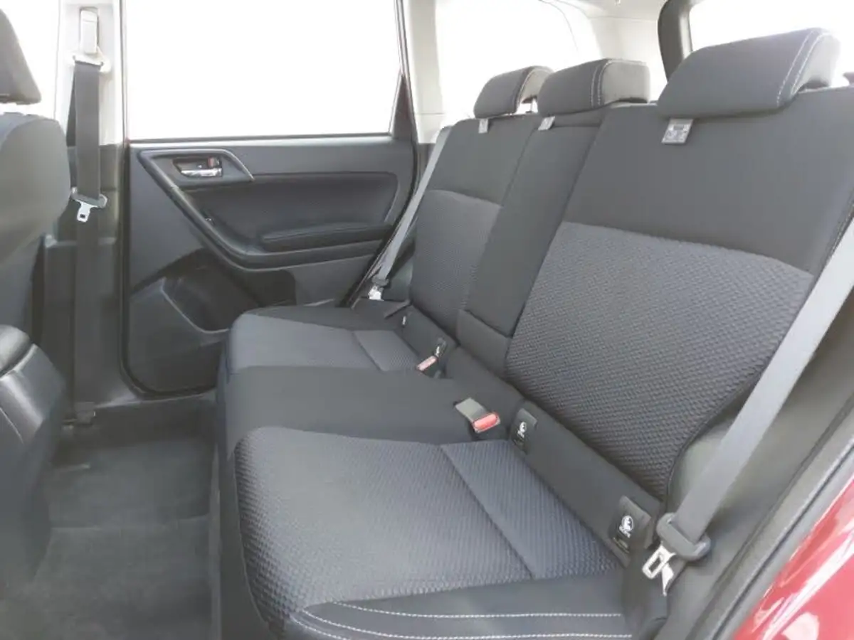 2017-subaru-forester-20td-xc-lineartronic-big-5