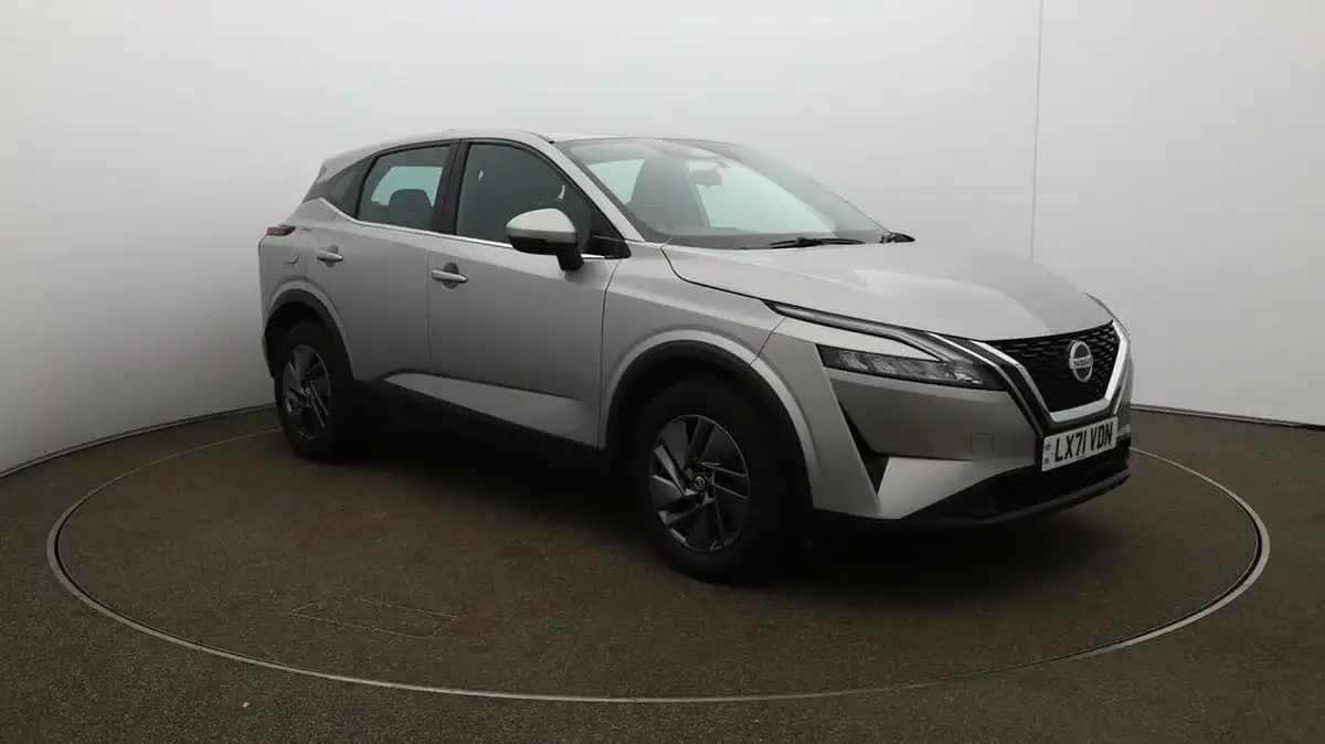 2022-nissan-qashqai-13-dig-t-acenta-premium-140ps-big-1