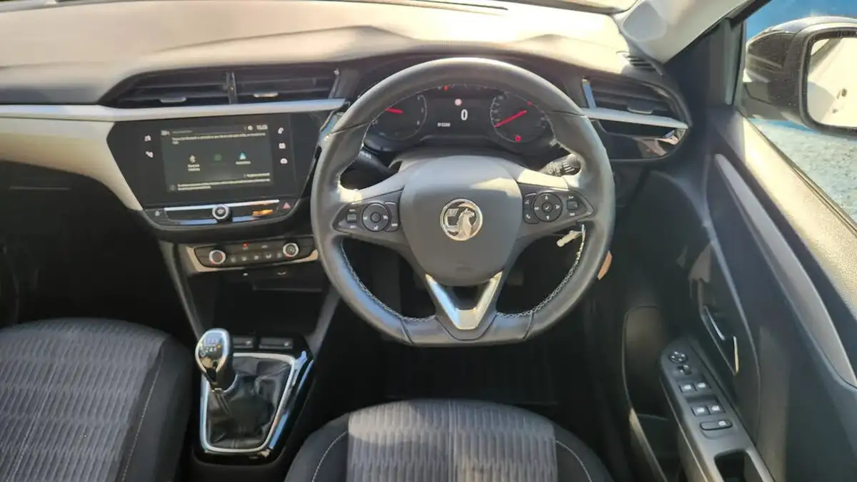 2022-vauxhall-corsa-12i-design-big-1