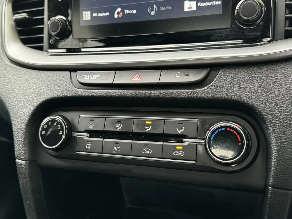 2020-kia-xceed-10-t-gdi-2-big-34