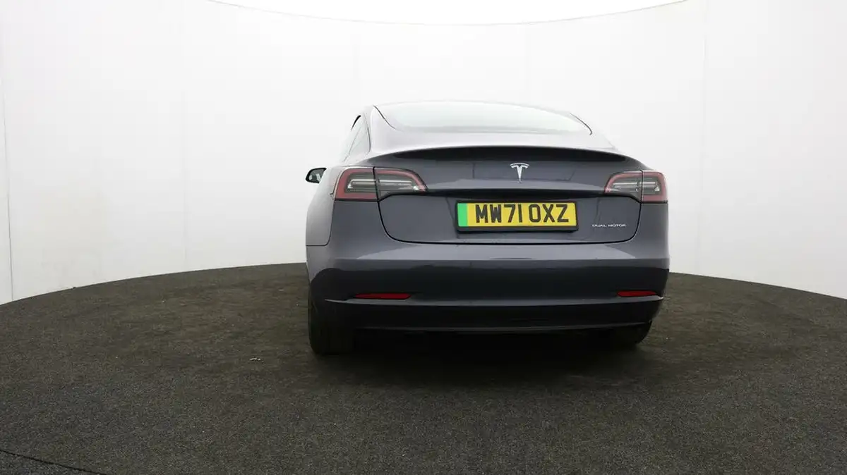 2021-tesla-model-3-e-long-range-awd-big-36