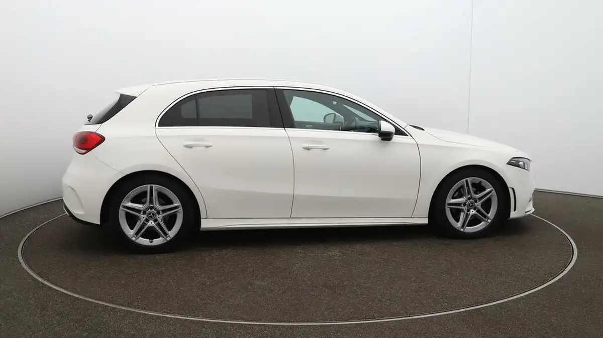 2021-mercedes-benz-a-class-20d-a180d-amg-line-hatchback-5d-8g-dct-big-40
