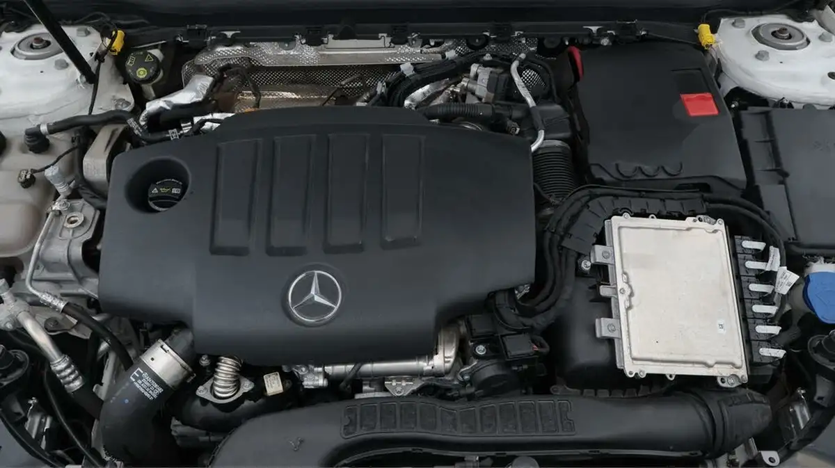 2021-mercedes-benz-a-class-20d-a180d-amg-line-hatchback-5d-8g-dct-big-19