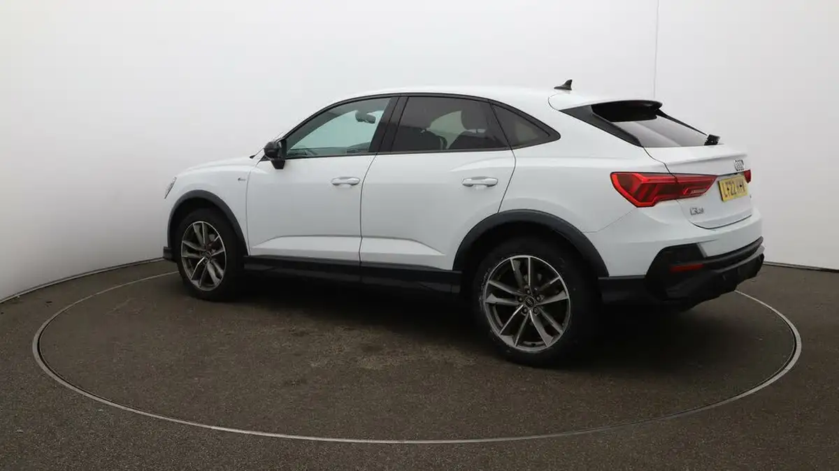 2022-audi-q3-15-35-tfsi-black-edition-cod-sportback-s-tronic-big-28