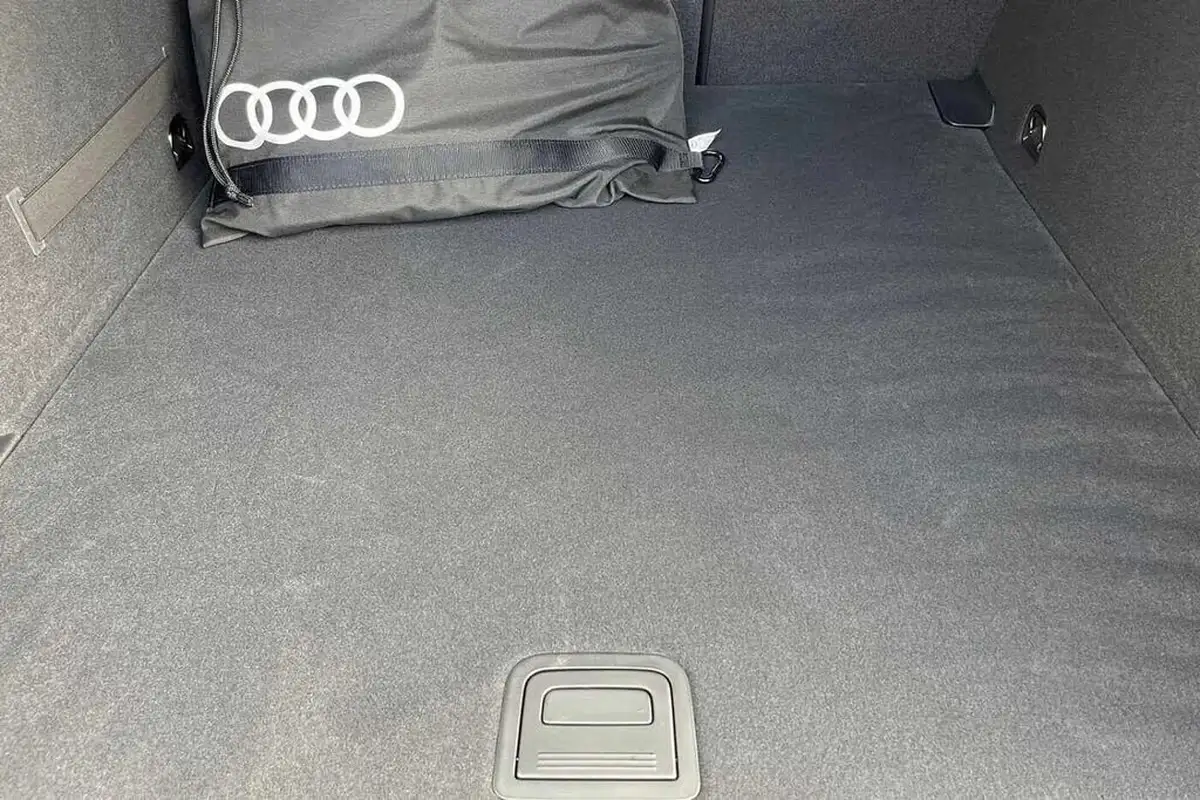2025-audi-a6-e-tron-e-launch-edition-big-8