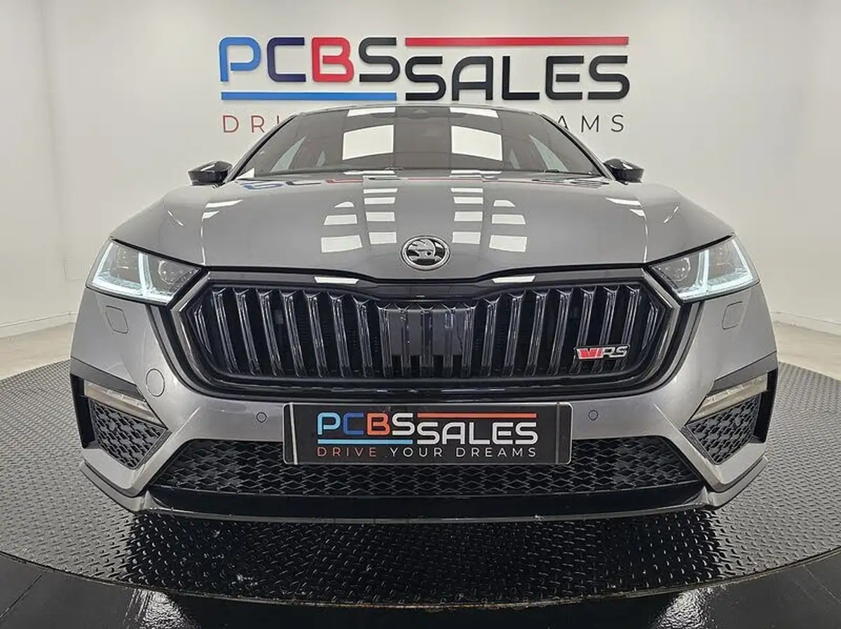 2022-skoda-octavia-20-tsi-vrs-hatchback-dsg-big-15
