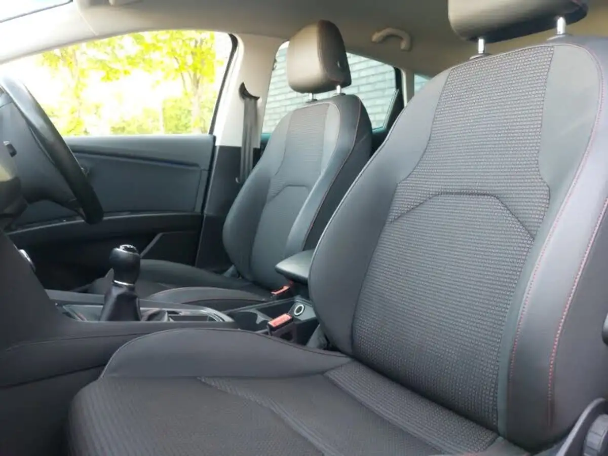 2019-seat-leon-15-tsi-evo-fr-130ps-hatchback-big-11