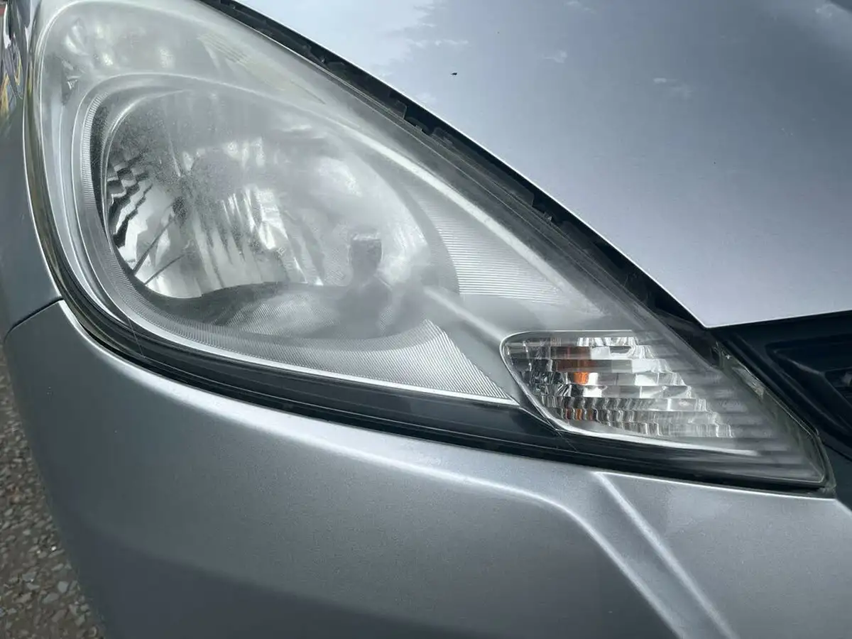 2012-honda-jazz-14-es-big-40